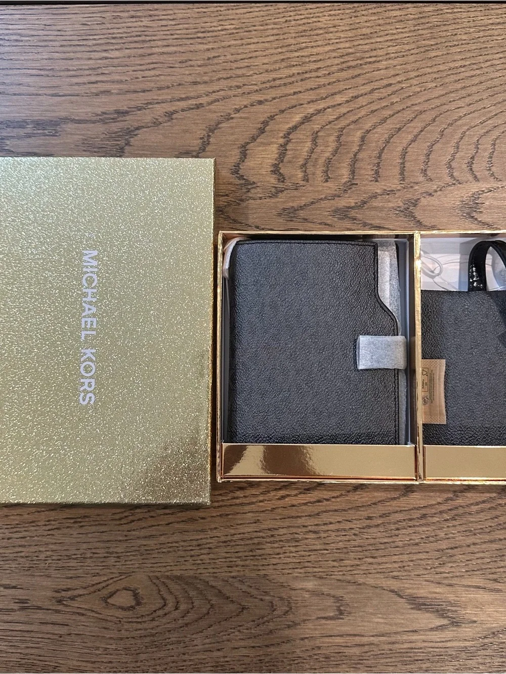 Michael Kors Jet Set Passport Case & Luggage Tag Gift Set Black NIB